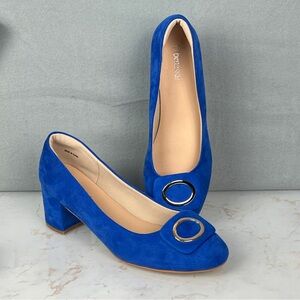 NEW Benassal Bunion-Friendly Royal Blue Suede Buckle Women’s Pumps Heels Size 10